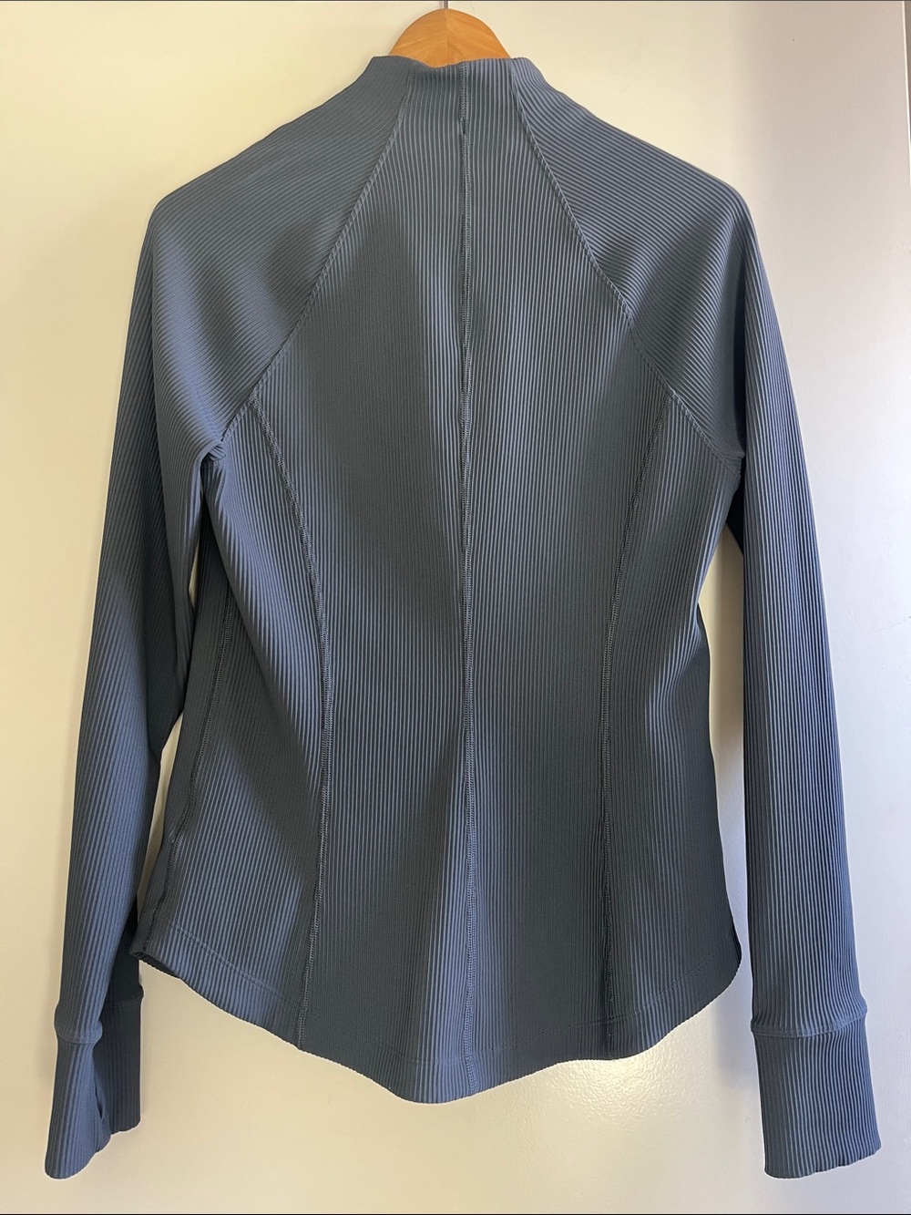Athleta Salutation Ribbed Jacket 2.0 Blue  Full Zip Thumbhole Yoga Jacket Medium - Picture 6 of 6